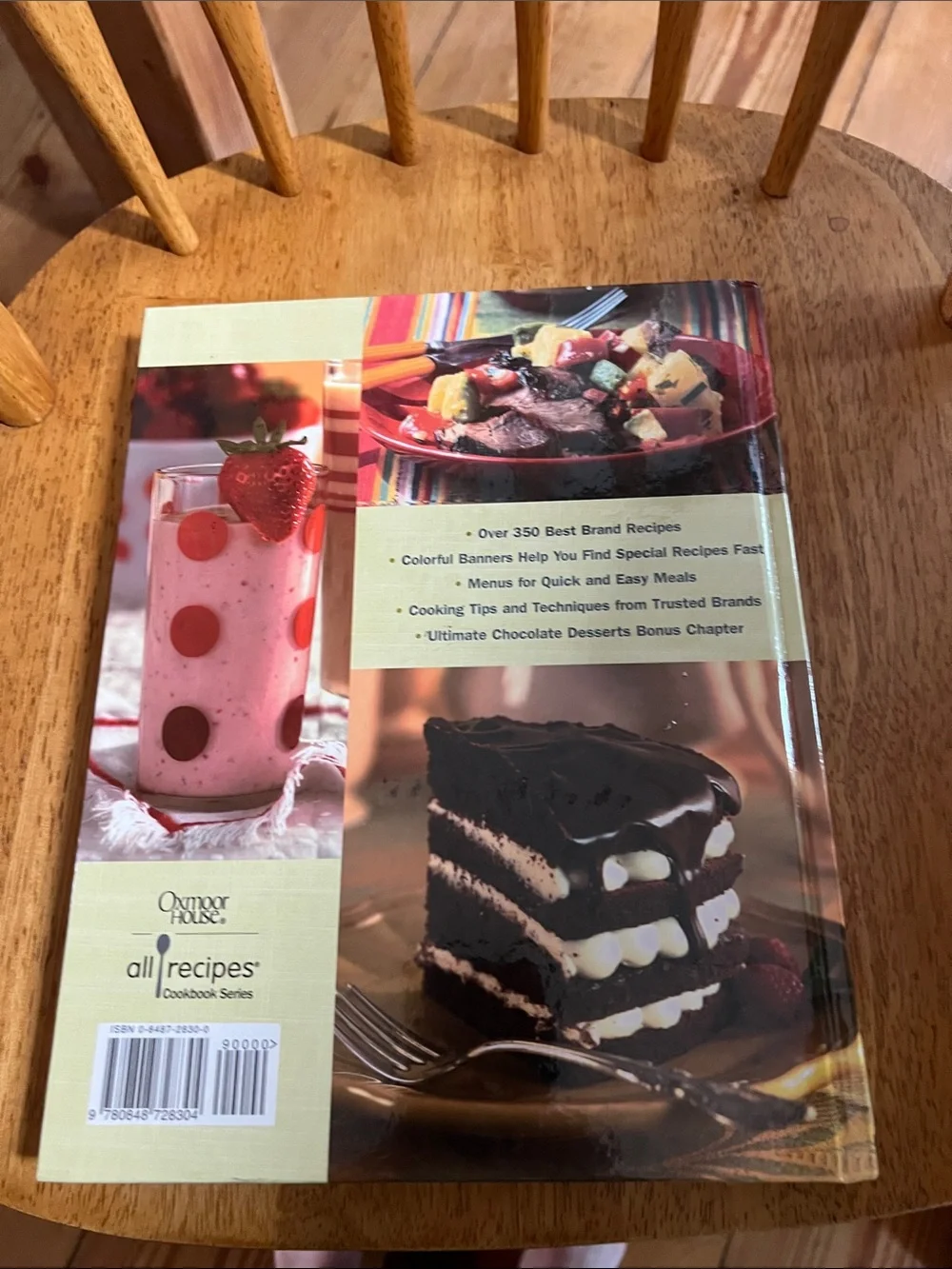 Best Brand Recipes Cookbook - White/Cream Cover